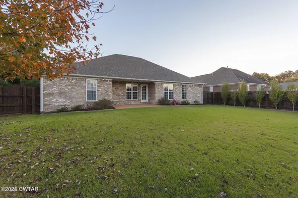 $299,500 | 23 Spindrift Drive, Jackson, TN 38305