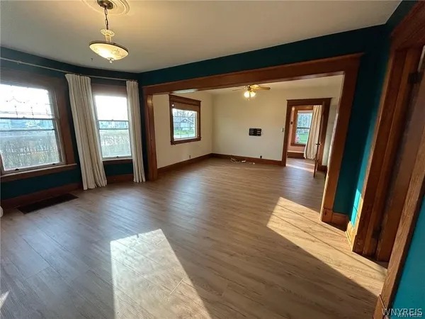 $1,600 | 175 12th Avenue, North Tonawanda, NY 14120