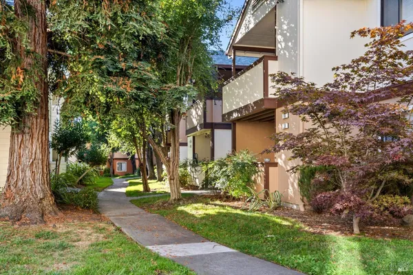 $349,000 | 8201 Camino Colegio, Unit 158, Rohnert Park, CA 94928