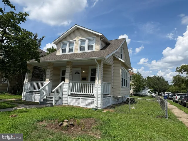 $299,900 | 537 Bridgeboro Street, Riverside, NJ 08075