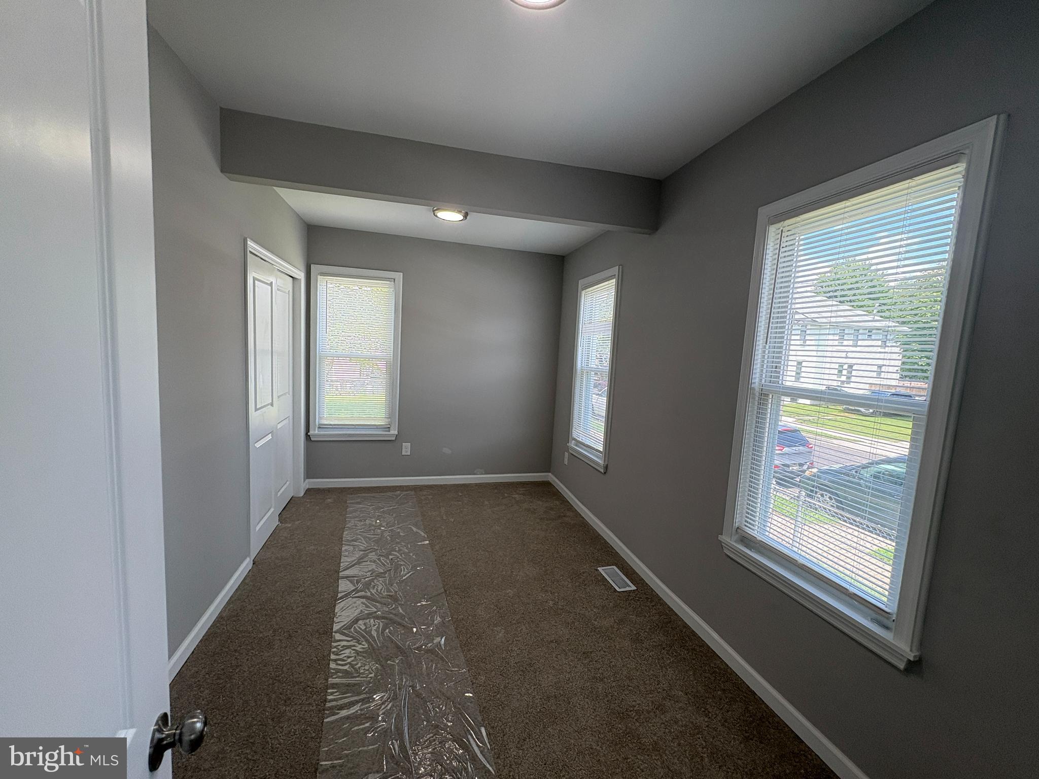 537 Bridgeboro Street Riverside, NJ 08075 - Photo 8 of 27