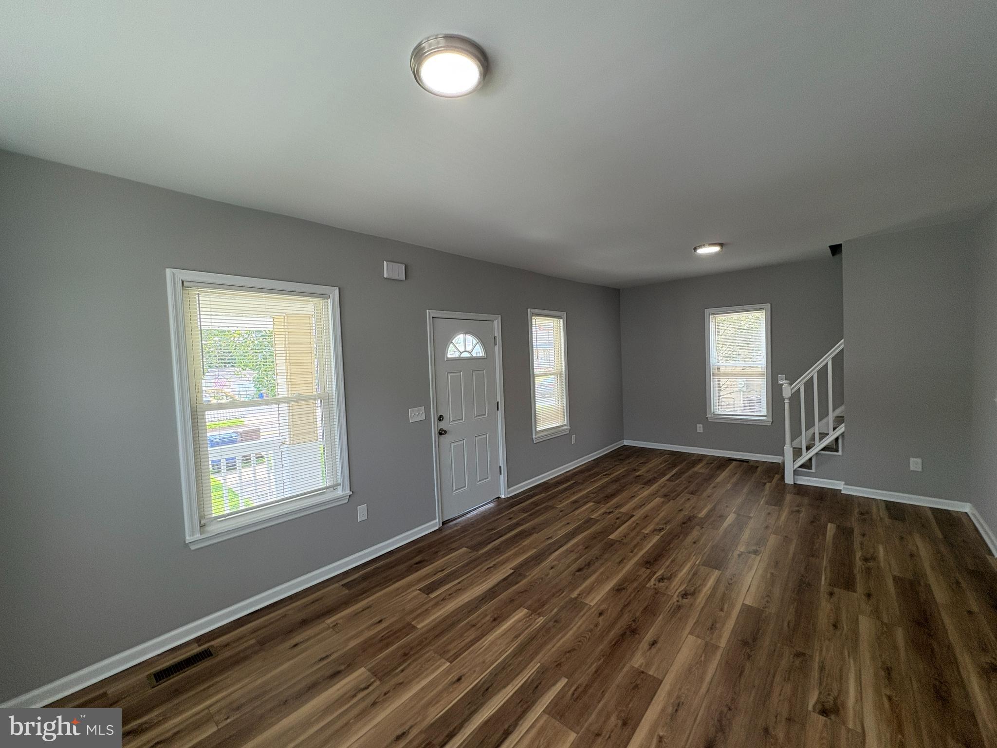 537 Bridgeboro Street Riverside, NJ 08075 - Photo 9 of 27