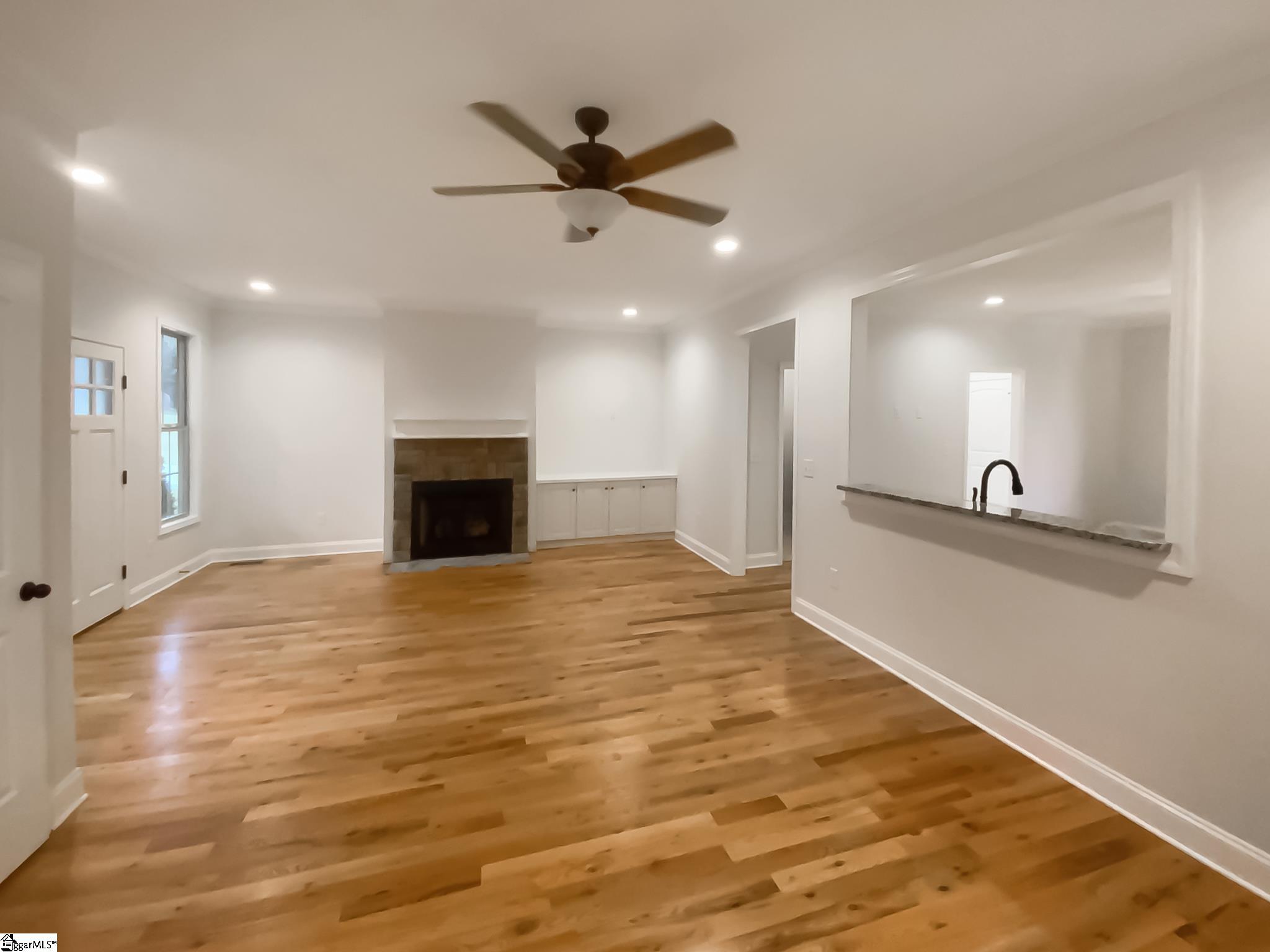 173 Pearson Street Moore, SC 29369 - Photo 2 of 29 Virtually Staged