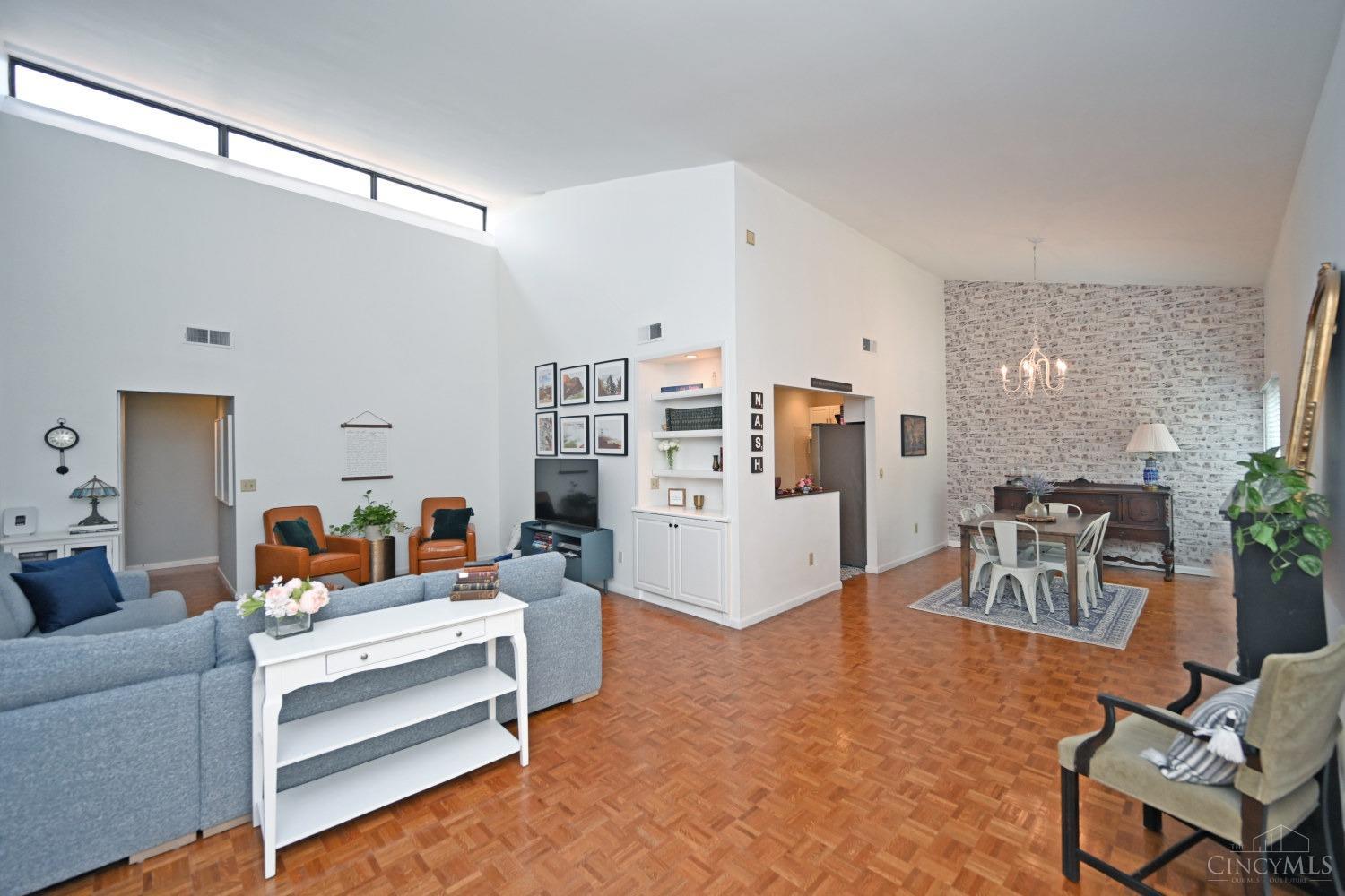2400 Madison Road, Unit 12 Cincinnati, OH 45208 - Photo 27 of 50 Gallery Image 27