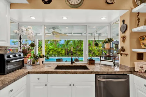 $725,000 | 18920 Southwest 92nd Court, Cutler Bay, FL 33157