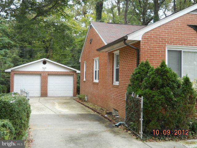 421 Nottingham Road Baltimore, MD 21229 - Photo 2 of 7 Exterior (General)