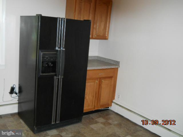 421 Nottingham Road Baltimore, MD 21229 - Photo 6 of 7 Kitchen