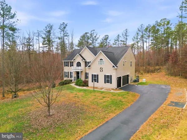 $899,900 | 51 Serene Hills Drive, Fredericksburg, VA 22406