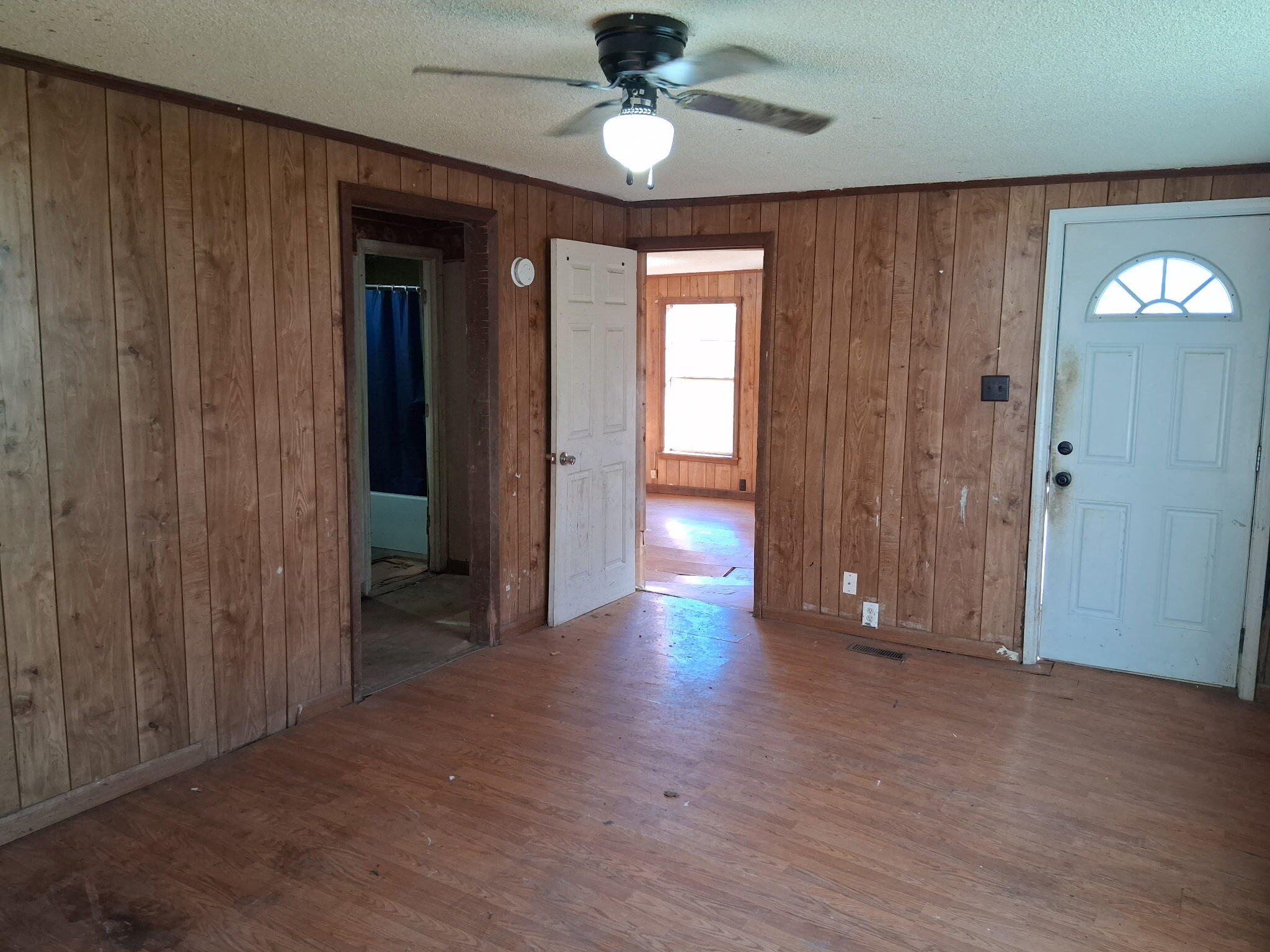 1370 Old Graysville Road Dayton, TN 37321 - Photo 10 of 23 Interior 3