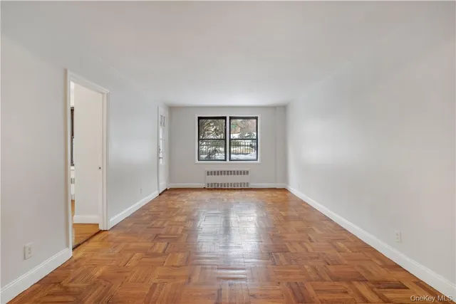 $2,695 | 140 East Hartsdale Avenue, Unit 1F, Hartsdale, NY 10530