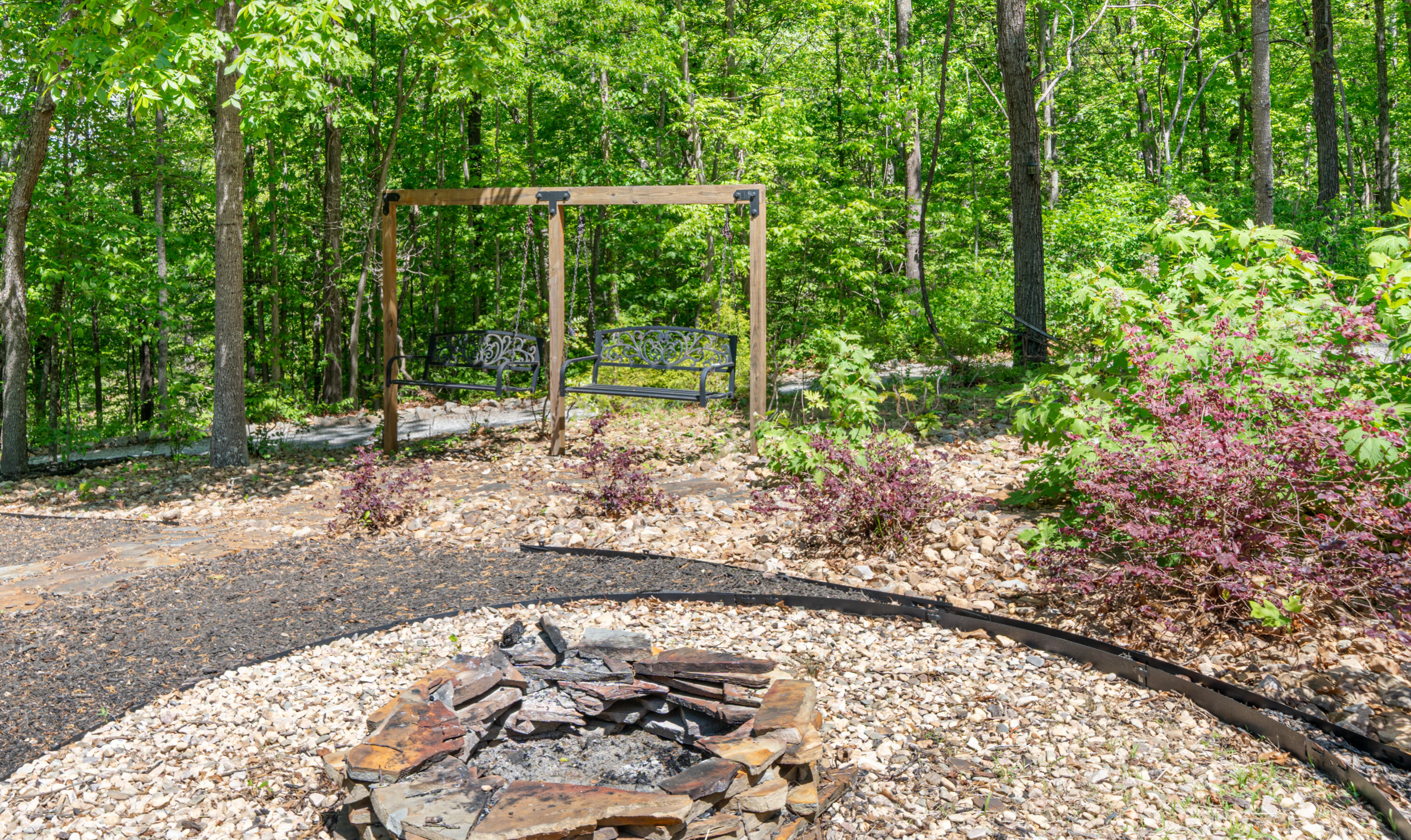 1230 Old Hollow Road Buchanan, VA 24066 - Photo 27 of 30 Yard