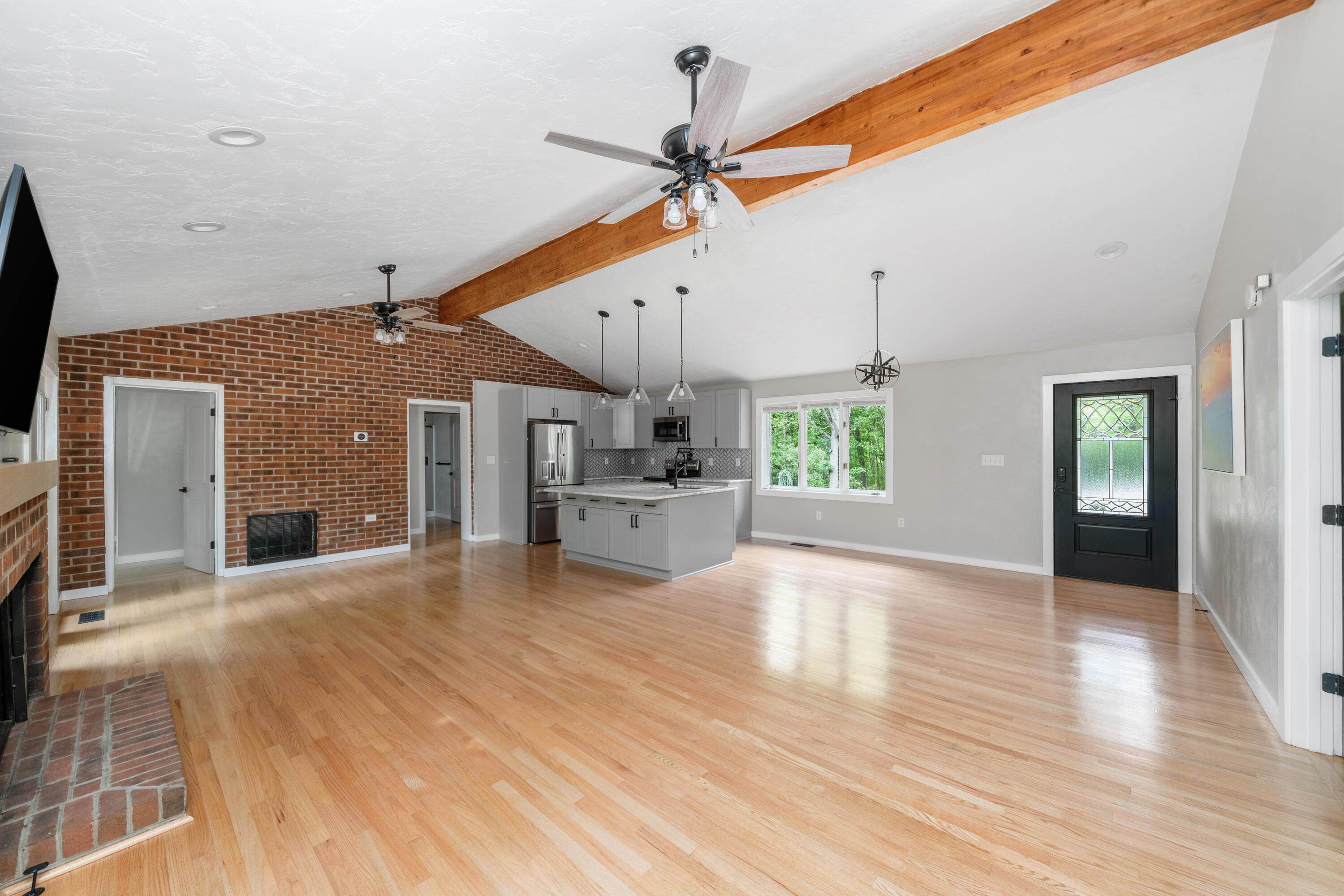 1230 Old Hollow Road Buchanan, VA 24066 - Photo 4 of 30 Great Room