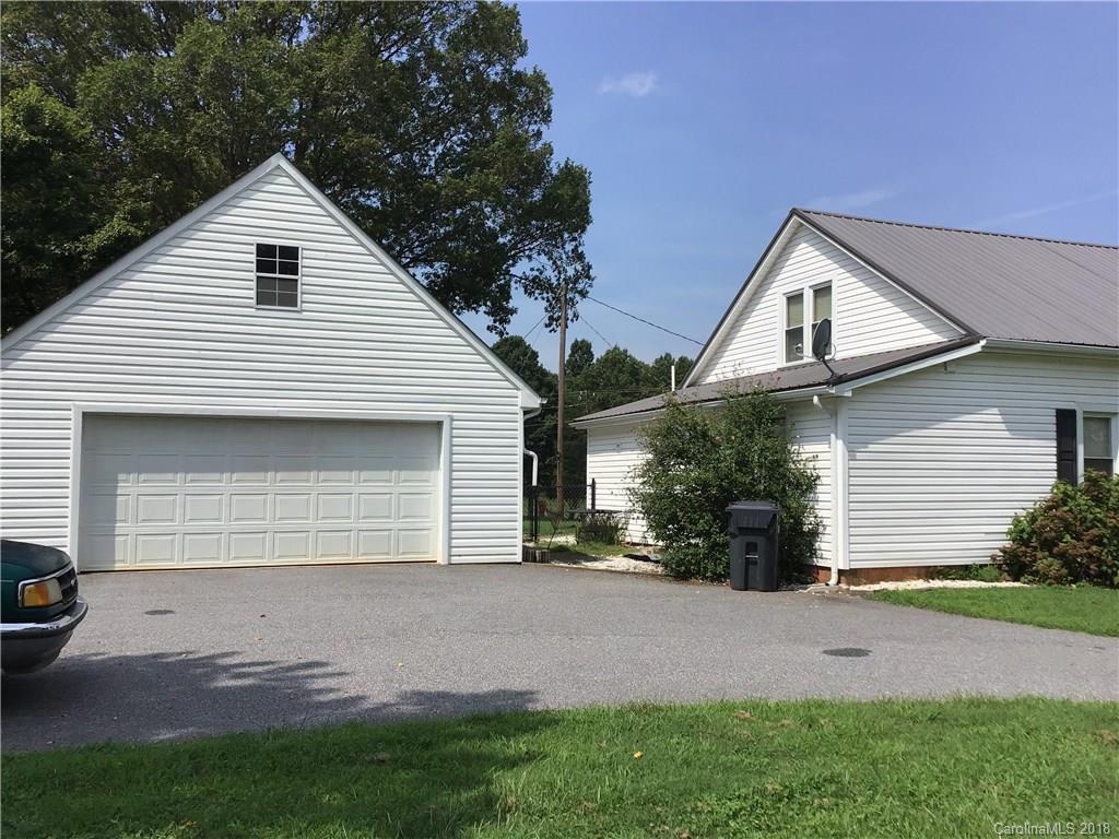249 Stewart Rock Road Stony Point, NC 28678 - Photo 5 of 17 Gallery Image 5