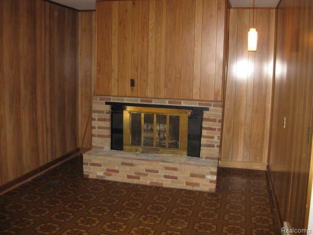 8355 Busch Street Center Line, MI 48015 - Photo 8 of 12 IMG_0008.jpg