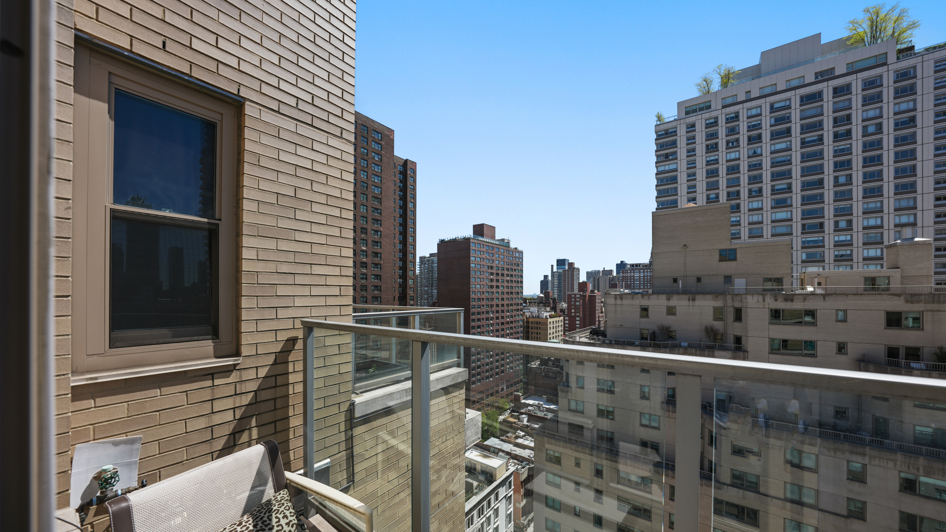 176 East 71st Street, Unit PHD Manhattan, NY 10021 - Photo 11 of 15