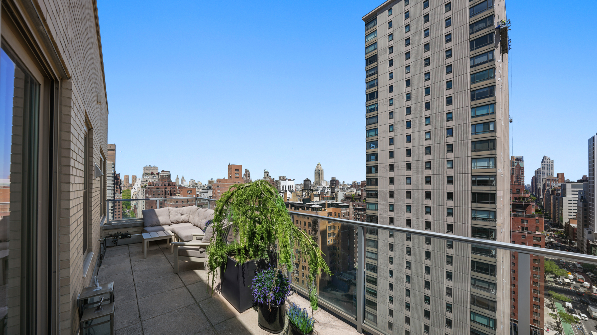 176 East 71st Street, Unit PHD Manhattan, NY 10021 - Photo 14 of 15