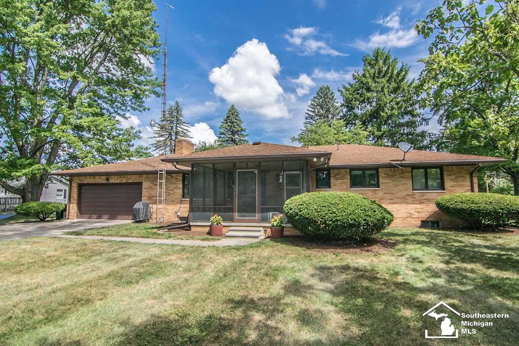 711 West Erie Road Temperance, MI 48182 - Photo 10 of 48