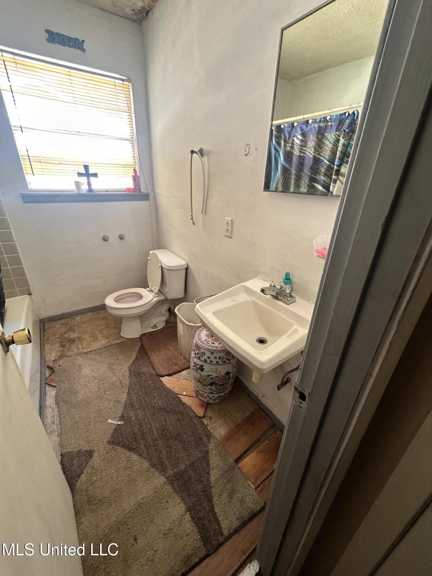 110 Laws Hill Road Holly Springs, MS 38635 - Photo 12 of 13 Bathroom 2