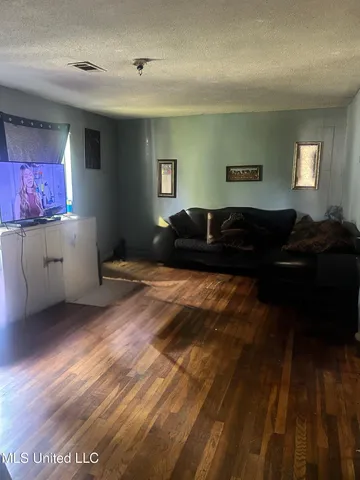 $85,000 | 110 Laws Hill Road, Holly Springs, MS 38635