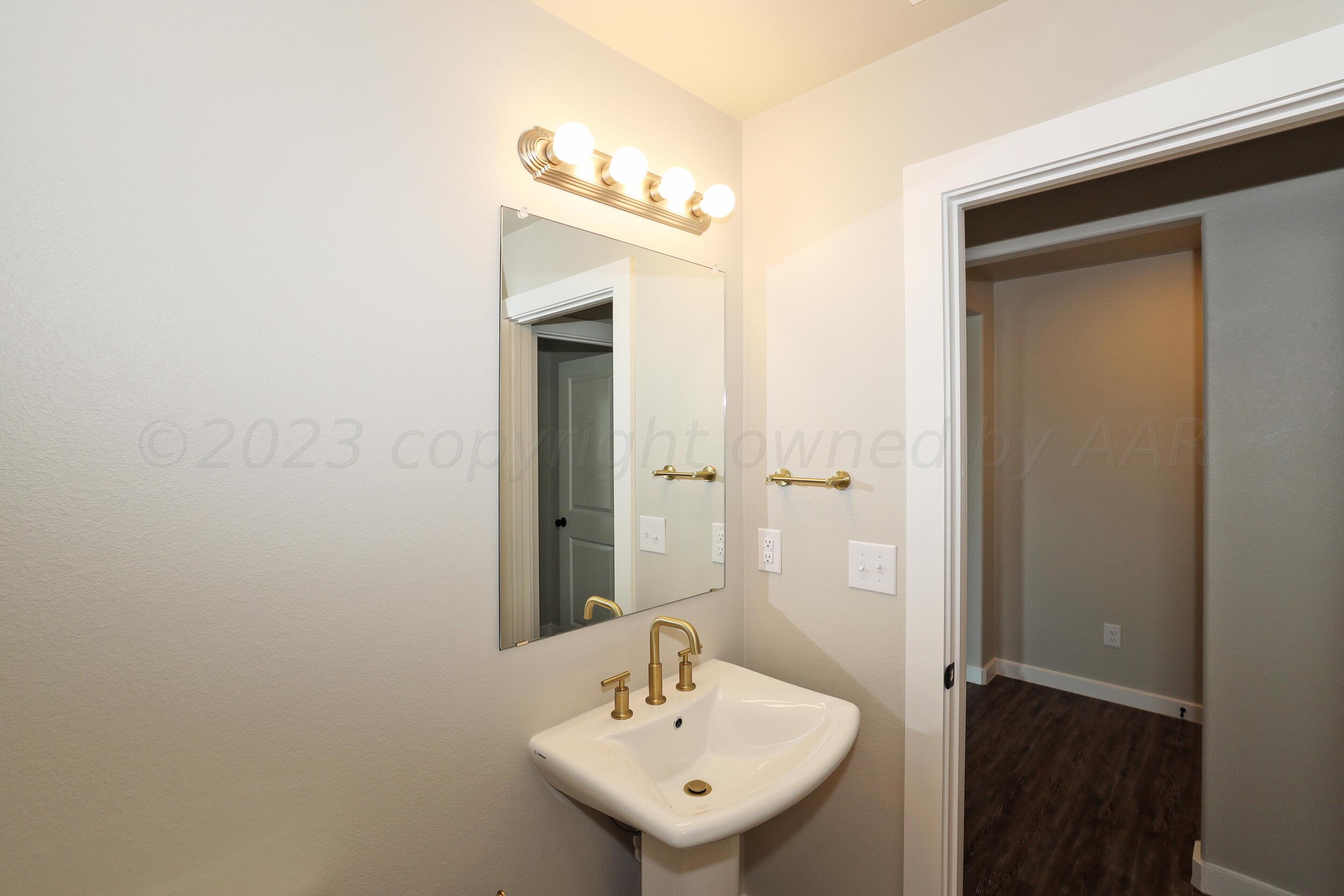 4902 Locker Street Amarillo, TX 79118 - Photo 13 of 23 Bathroom Vanity