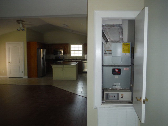 13103 5th Street Lillian, AL 36549 - Photo 6 of 37 A/C