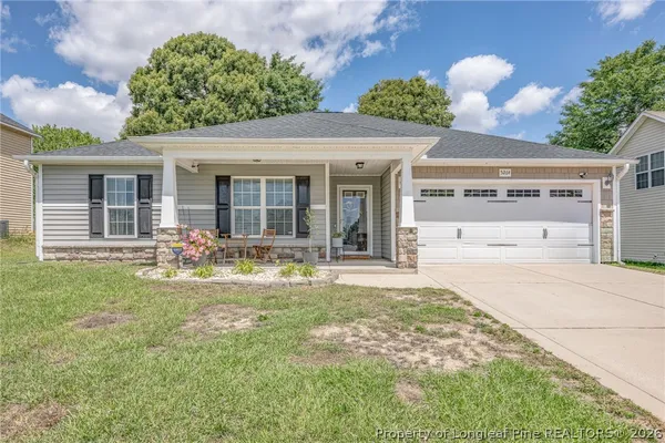 $280,000 | 5264 Goshawk Drive, Hope Mills, NC 28348