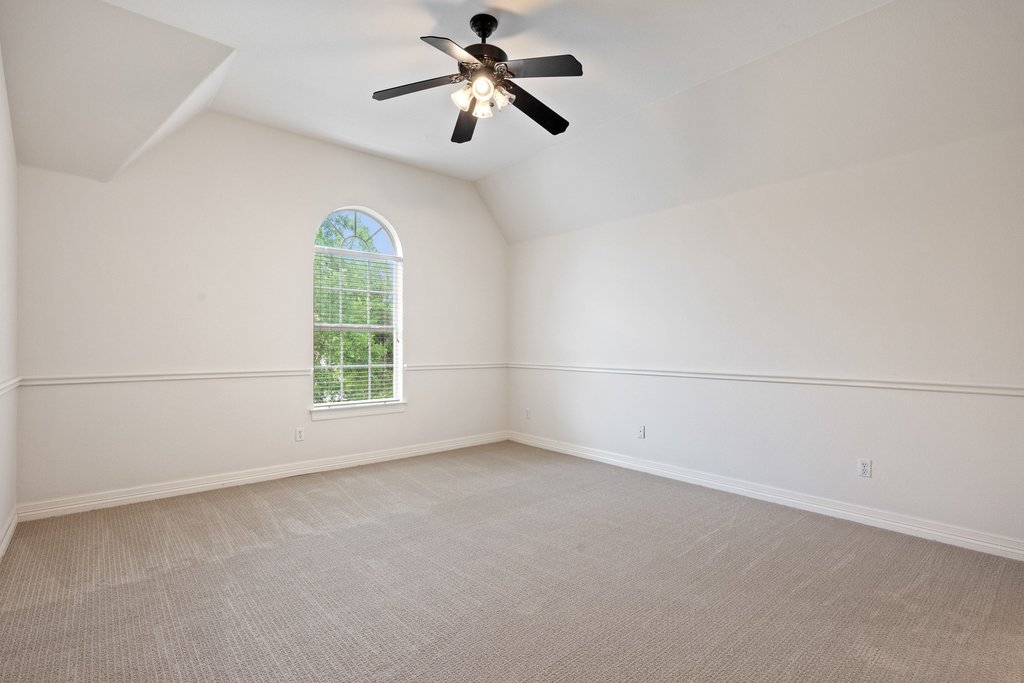 505 Sarazen Loop South Georgetown, TX 78628 - Photo 27 of 40