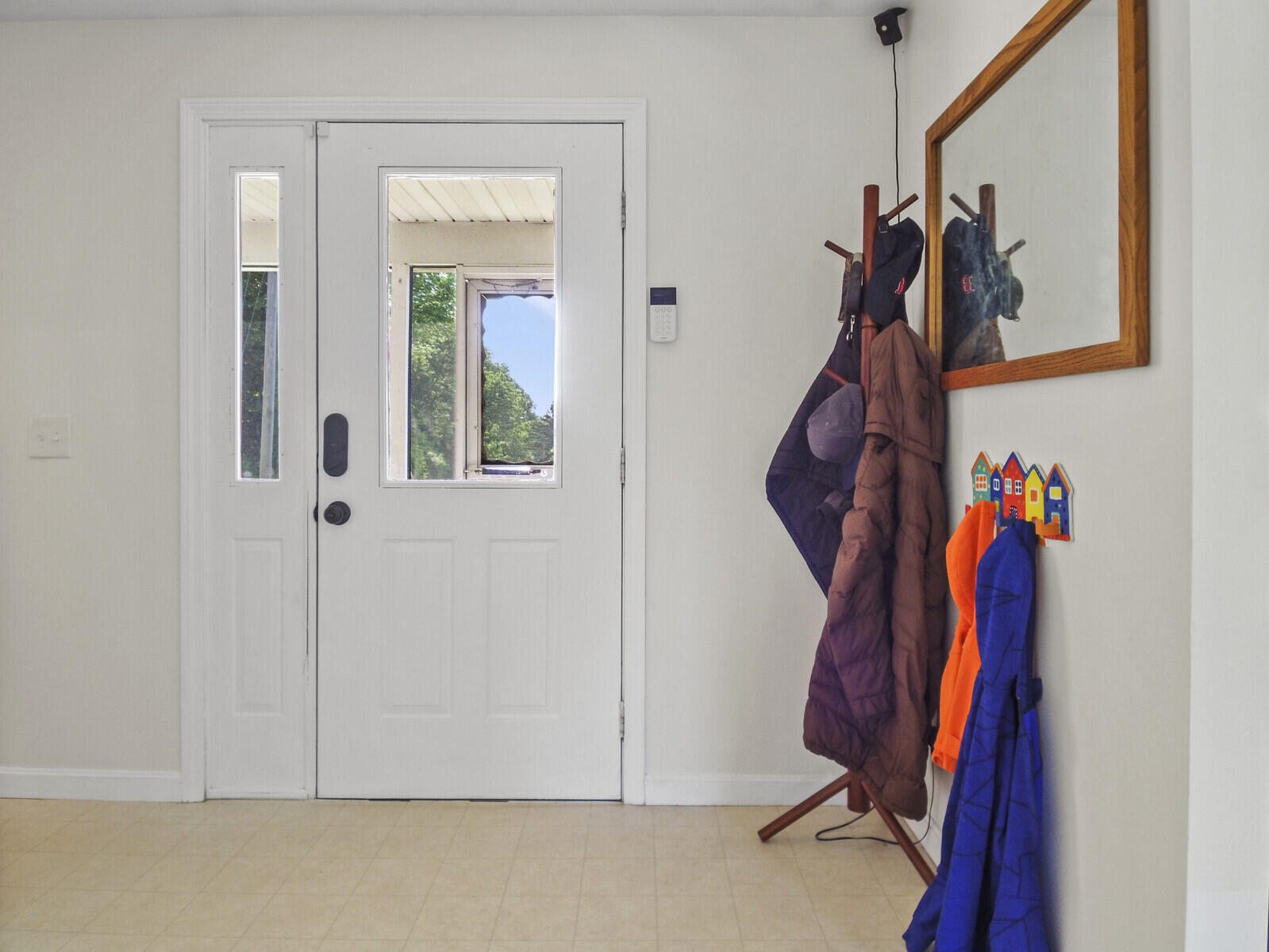 667 Neck Road China, ME 04358 - Photo 18 of 50 22 Foyer