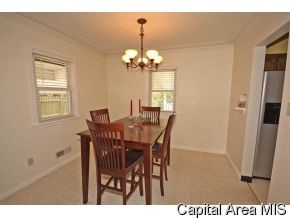 5 Meadowlark Lane Springfield, IL 62702 - Photo 6 of 12 Gallery Image 6