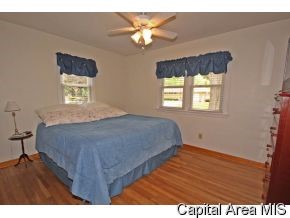 5 Meadowlark Lane Springfield, IL 62702 - Photo 8 of 12 Gallery Image 8
