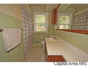 5 Meadowlark Lane Springfield, IL 62702 - Photo 10 of 12 Gallery Image 10