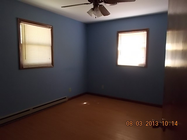 612 West Devlin Street Spring Valley, IL 61362 - Photo 7 of 9