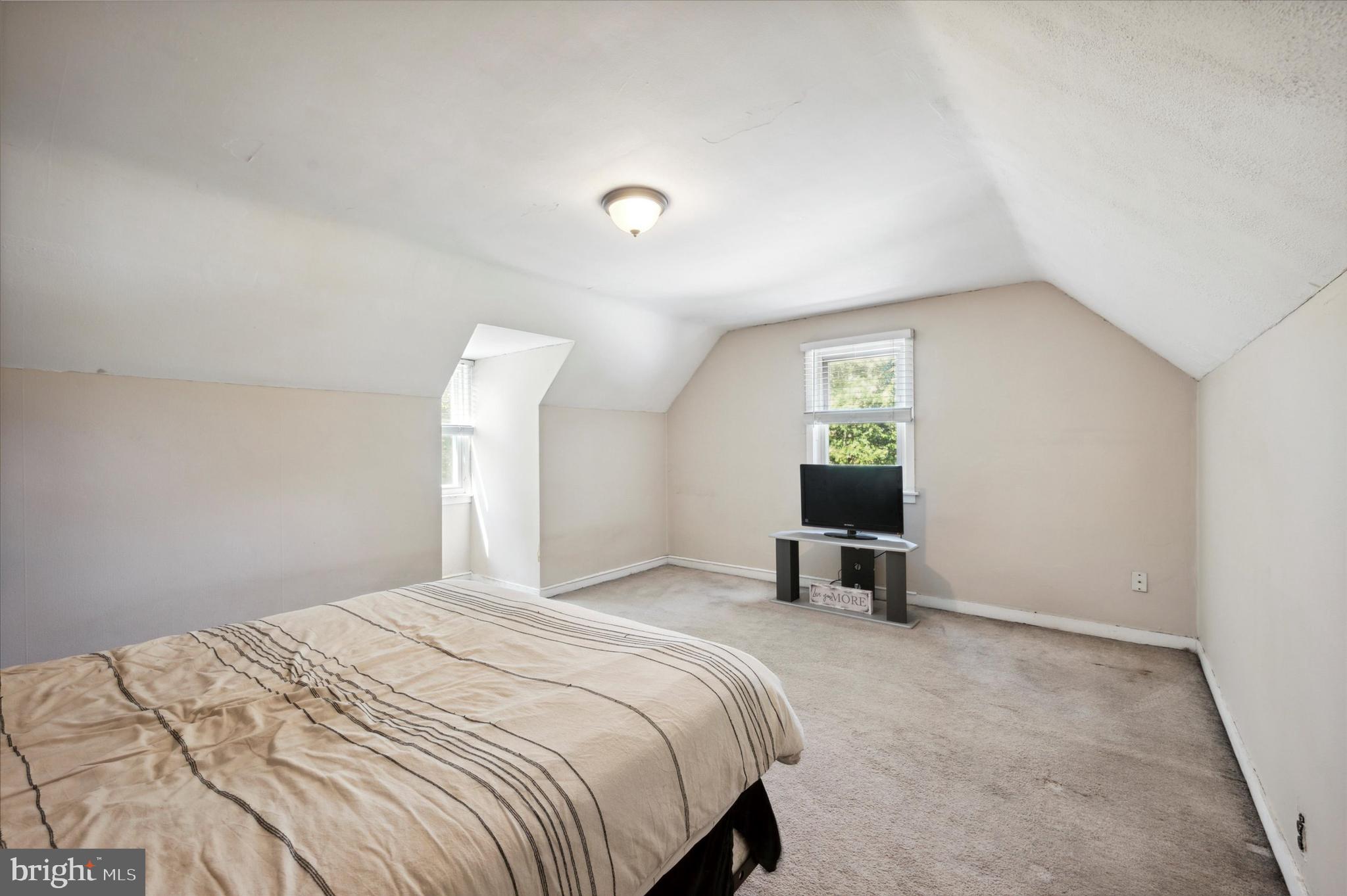 1111 Providence Road Secane, PA 19018 - Photo 14 of 24