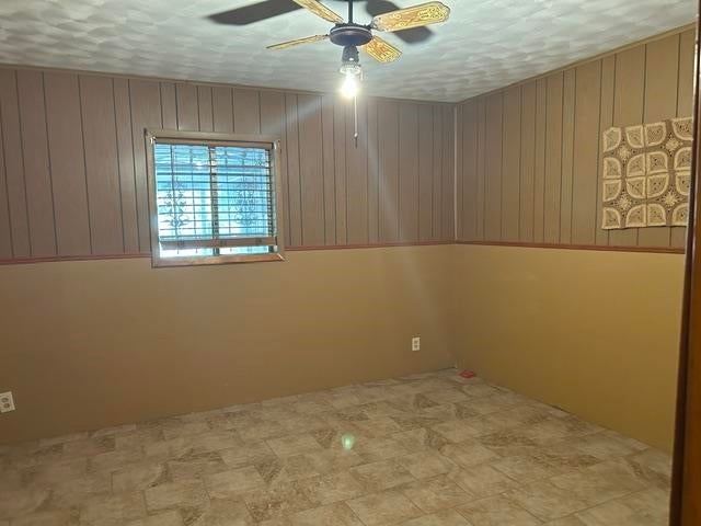 407 Moore Road Beaumont, TX 77713 - Photo 7 of 17 Gallery Image 7