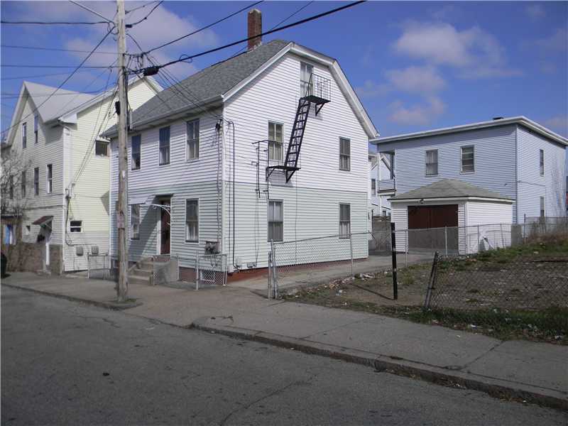 41 Webb Street Pawtucket, RI 02860 - Photo 1 of 11 Exterior Front.