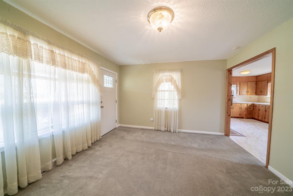 655 Summerow Road Stanley, NC 28164 - Photo 11 of 42 Gallery Image 11