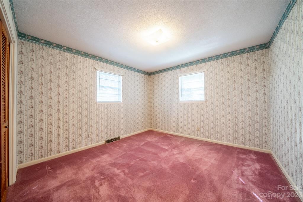 655 Summerow Road Stanley, NC 28164 - Photo 14 of 42 Gallery Image 14