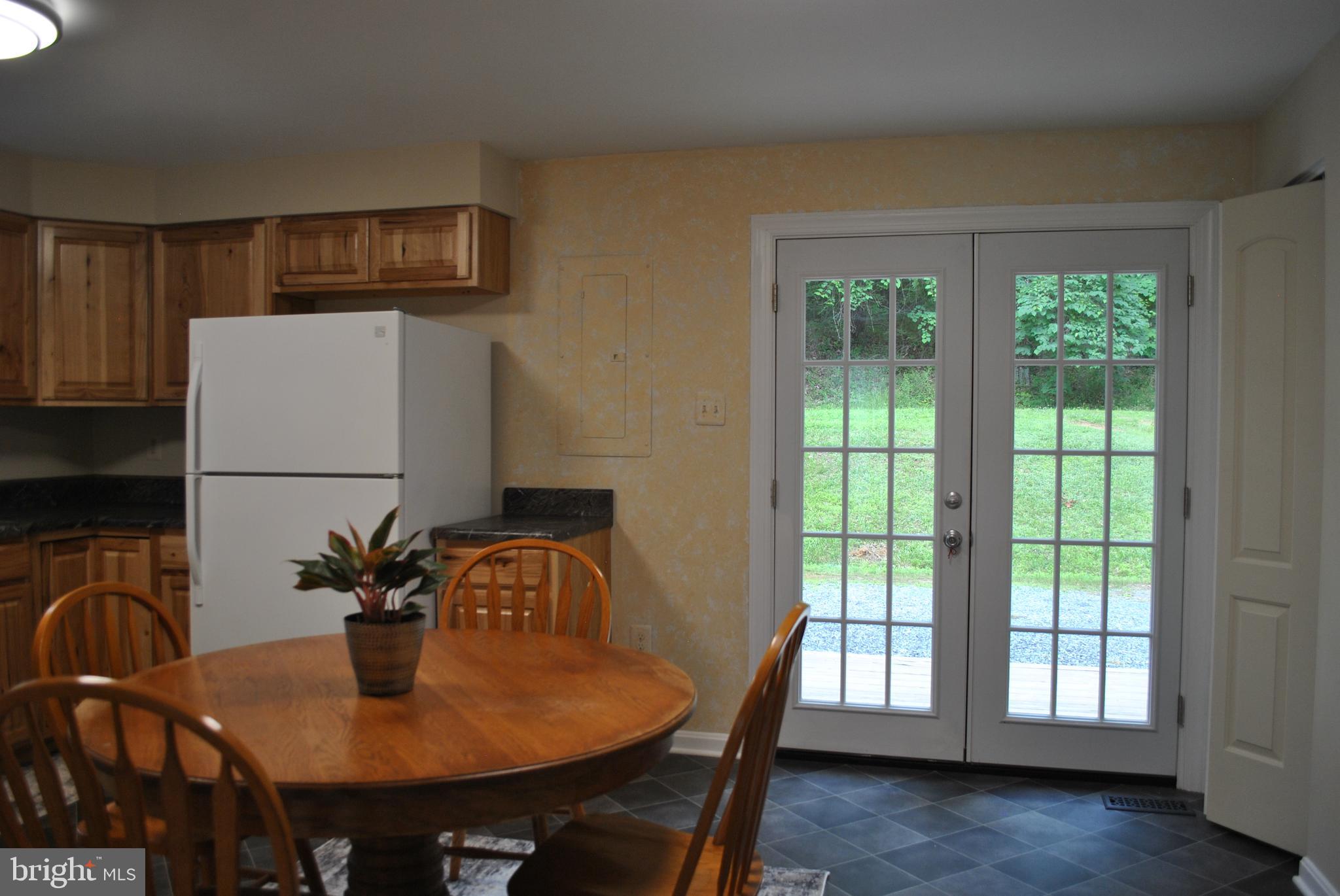 7430 Keith Road Warrenton, VA 20186 - Photo 12 of 47 Gallery Image 12
