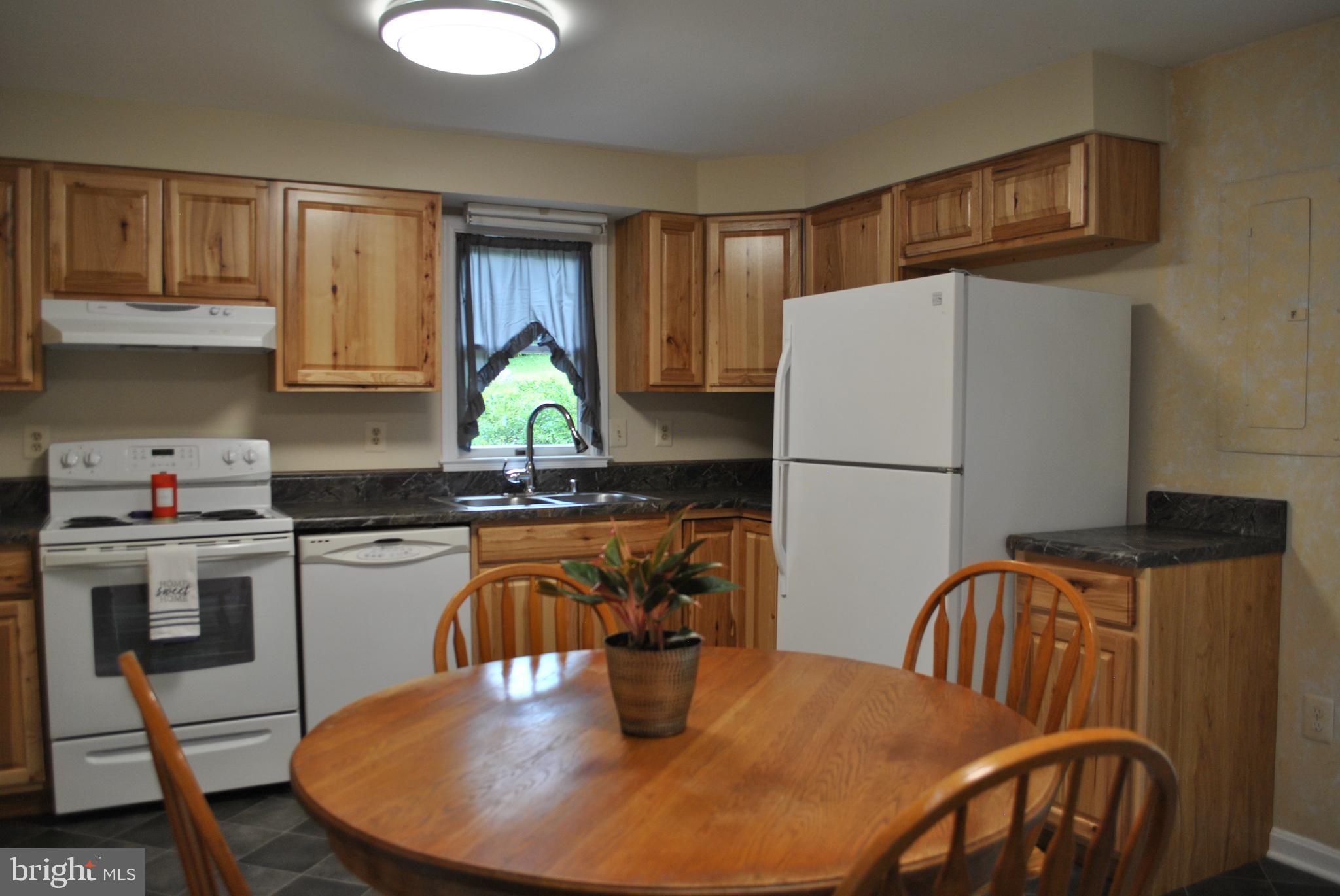 7430 Keith Road Warrenton, VA 20186 - Photo 13 of 47 Gallery Image 13