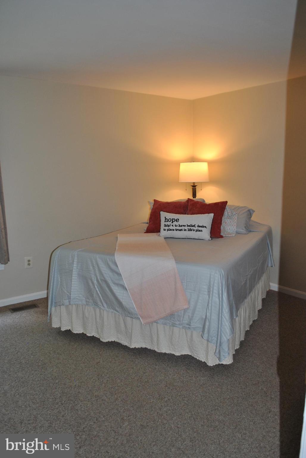 7430 Keith Road Warrenton, VA 20186 - Photo 15 of 47 Primary Bedroom