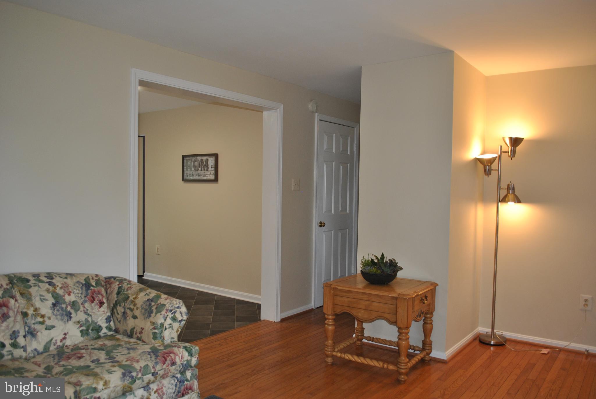 7430 Keith Road Warrenton, VA 20186 - Photo 5 of 47 Gallery Image 5