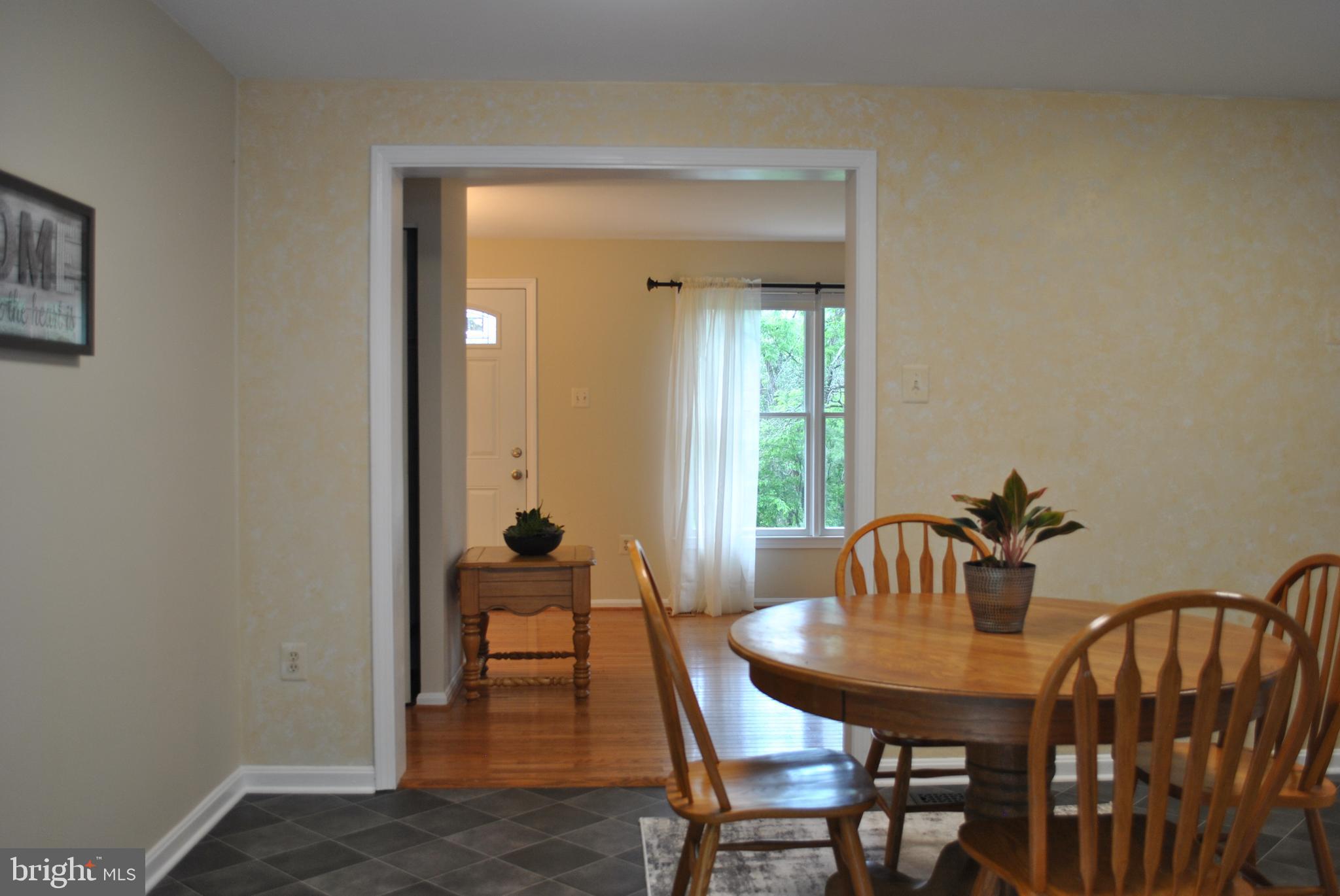 7430 Keith Road Warrenton, VA 20186 - Photo 10 of 47 Gallery Image 10
