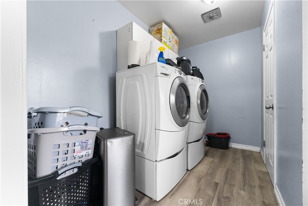 5818 North Sycamore Avenue Rialto, CA 92377 - Photo 9 of 33