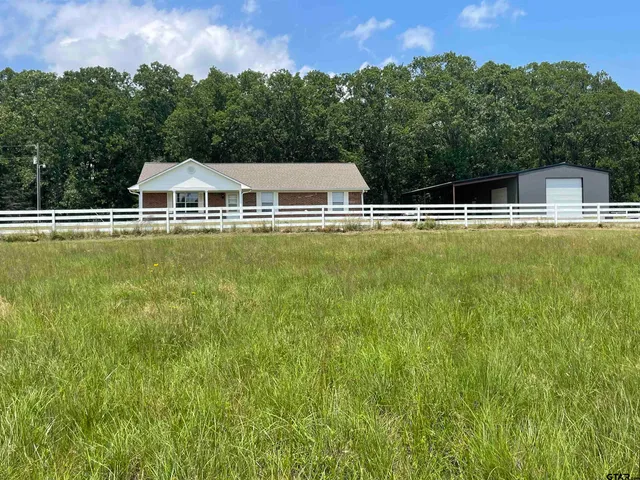 $325,000 | 180 Cr 3320 N 4802 Fm 1701 Avery Tx 75554, Avery, TX 75554