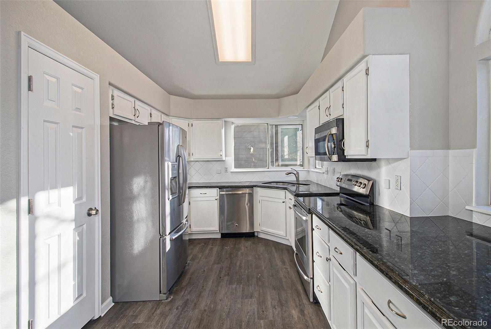 9053 Edgewood Street Highlands Ranch, CO 80130 - Photo 18 of 19 Gallery Image 18