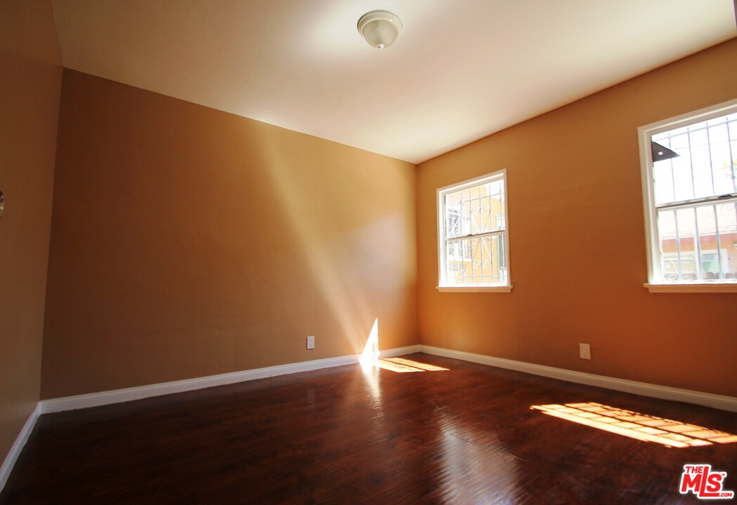 114 West Reeve Street Compton, CA 90220 - Photo 9 of 10 Gallery Image 9
