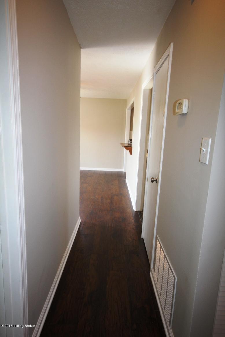 6103 Price Ln Road Louisville, KY 40229 - Photo 15 of 26 hall 2