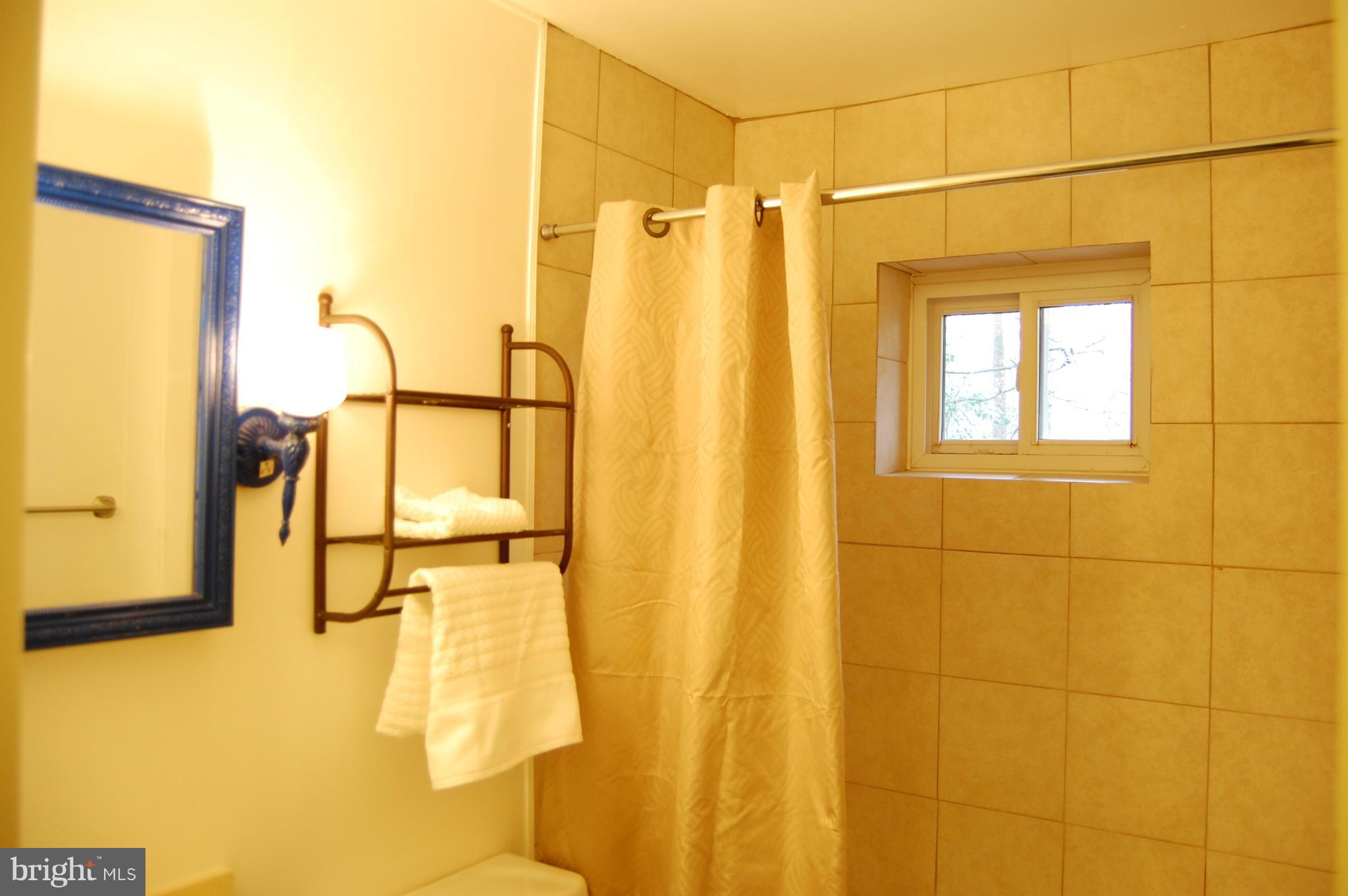 10915 Bond Road Adelphi, MD 20783 - Photo 17 of 30 Bath