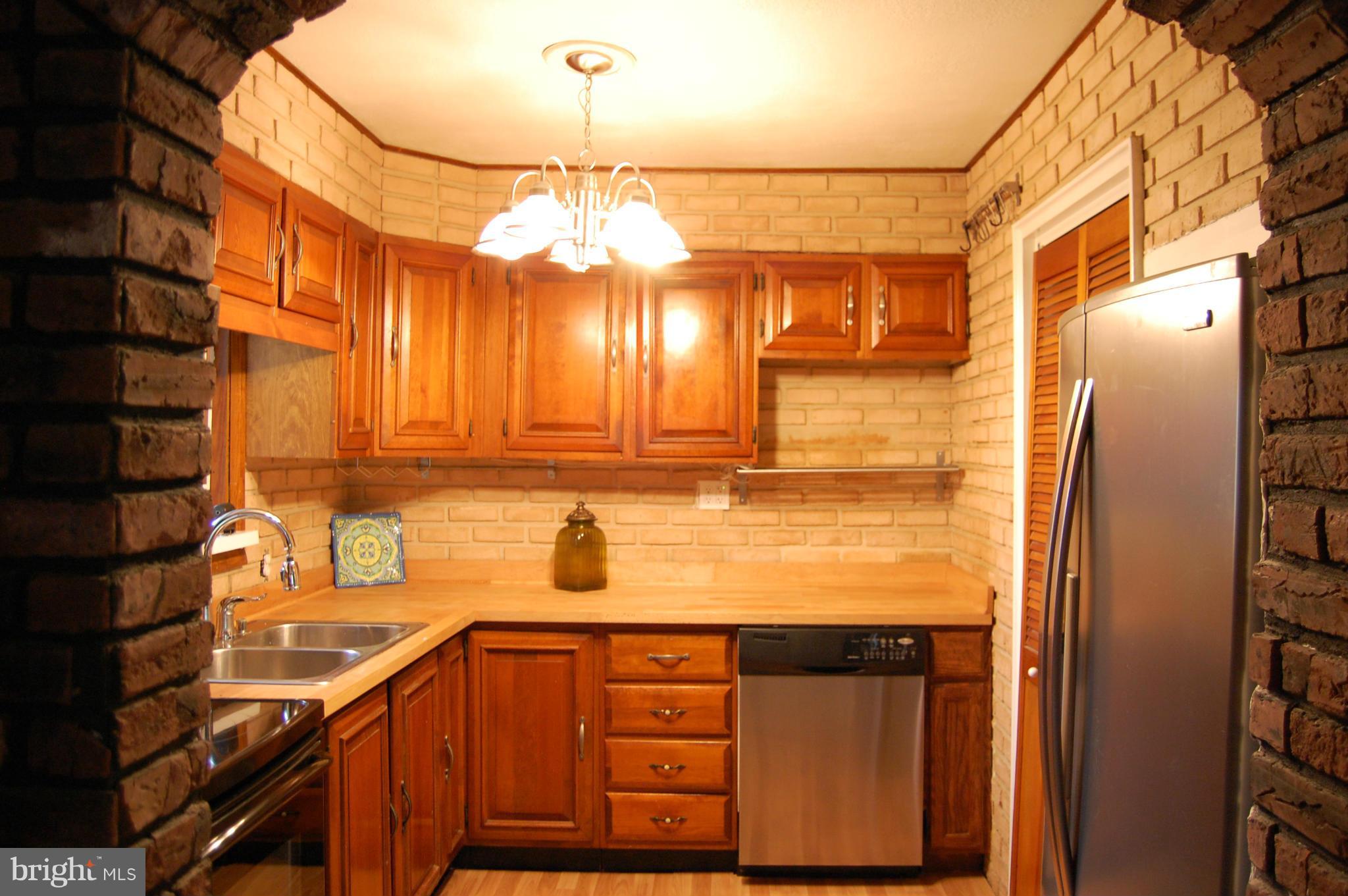 10915 Bond Road Adelphi, MD 20783 - Photo 8 of 30 Kitchen