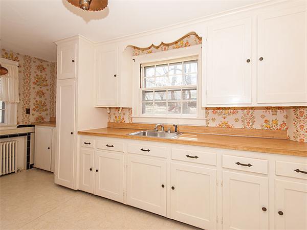 6 Glenburnie Road Boston, MA 02132 - Photo 6 of 11 Gallery Image 6